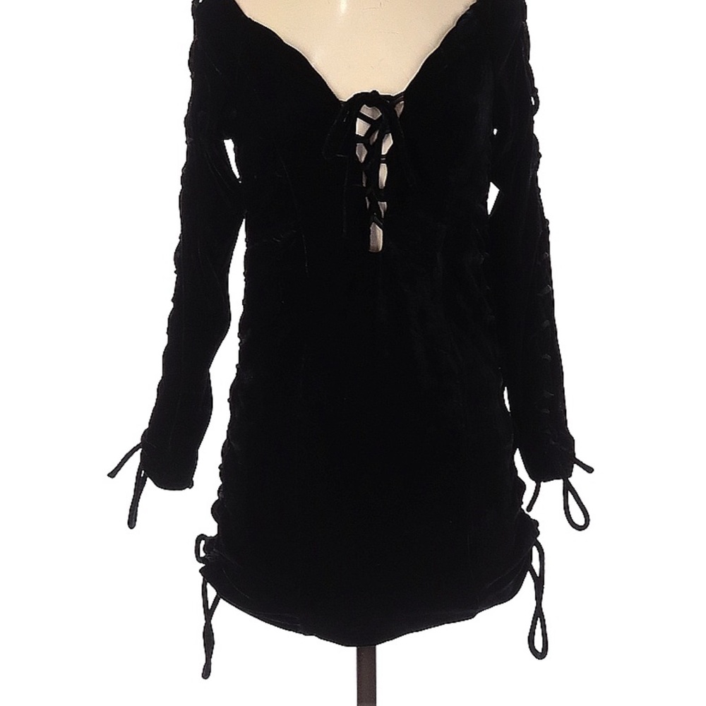 NBD Olivia Velvet Lace Up Off Shoulder Mini Dress Size S